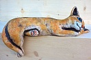 Интерьерная скульптура. Кошка, лежащая на полке.